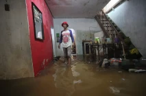Curah Hujan dan Rob...