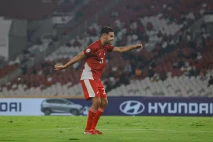 Borong 6 Gol, Jens Raven...