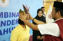 Penuh Semangat! Camat...