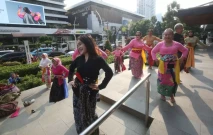 Komunitas Kebaya Menari...