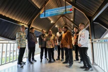LRT Jakarta Kini Terkoneksi...