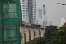 Pembangunan LRT Jakarta...