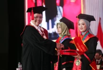 Wisuda ke-11 UPJ Usung...