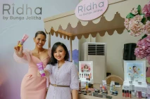 Ridha Beauty Hadirkan...