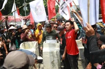 Teatrikal Cedor Tubuh...