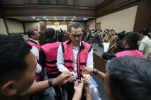 Sidang Dakwaan Kasus...