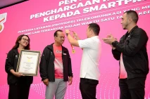 Penghargaan Rekor MURI...