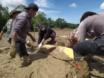 Tragedi Banjir–Longsor...