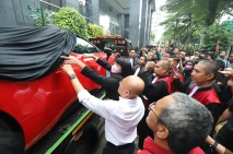 JPU hadirkan barang...