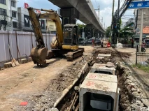 Perbaikan Drainase di...
