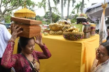 Kegiatan Jelang Hari...