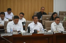 Raker Komisi VI DPR,...
