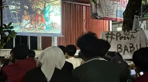 Film Pesta Babi Tuai...
