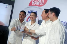 BEAR BRAND Hadirkan...