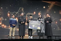 BCA Syariah Dukung Program...