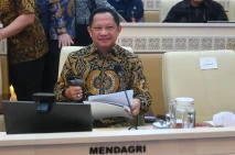 Komisi II DPR Gelar...