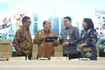 Bank Mandiri Bukukan...