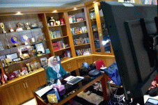 Lies F Nurdin Halalbihalal...