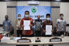 Transparan Kelola Keuangan,...