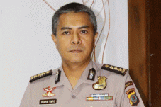 Warga Protes Pemakaman...