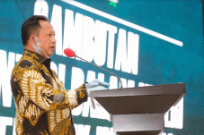 Mendagri Tantang Kepala...