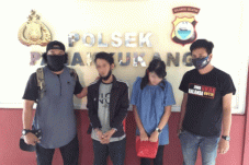Pasutri Curi Motor Pengunjung...