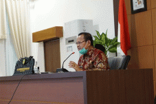 Bupati Luwu Dapat Penghargaan...