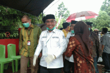 Thoriq Husler-Budiman...