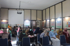 KPU Luwu Timur Evaluasi...