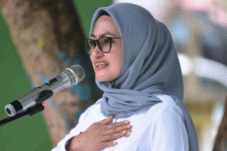 Indah Ajak Masyarakat...