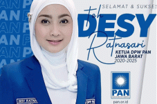 Desy Ratnasari Pimpin...