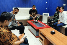 Pjs Bupati Lutra Bahas...