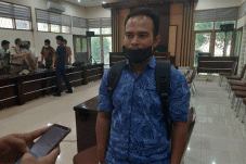 Polisi Diminta Tolak...