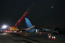 Pesawat Kargo Rute Halim-Makassar...