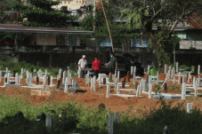 Peziarah Makam Covid-19...