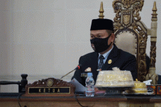 Ketua DPRD Ajak Masyarakat...