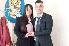 Ironis! Perempuan Ini...