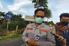 Anggota Dishub Bekasi...