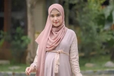 Nadya Mustika Bikin...