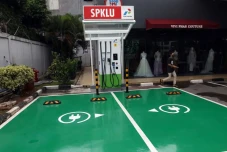 Mobil Listrik di Indonesia...