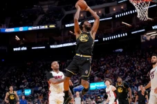 Hasil NBA 2021/2022:...