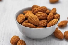 Kacang yang Mengandung...