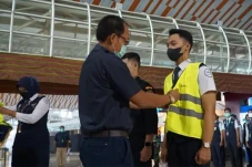 Posko Nataru di Bandara...