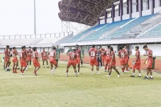 Persita Beli 10 Pemain...