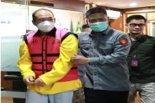 Kejagung Tetapkan 5...