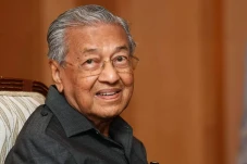 Mantan PM Malaysia Mahathir...