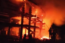 Diduga Akibat Bakar...