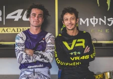 Valentino Rossi Batal...