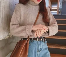8 Outfit ala Perempuan...