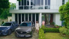 Adu Keren Mobil Mazda...